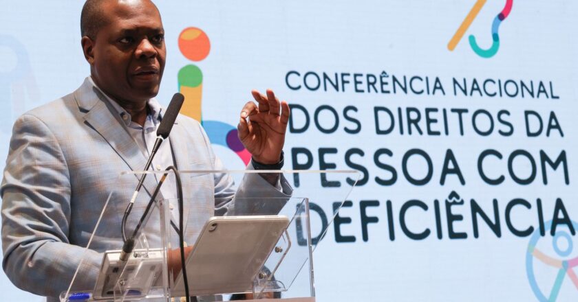 Conferência pede recursos para direitos de pessoas com deficiência