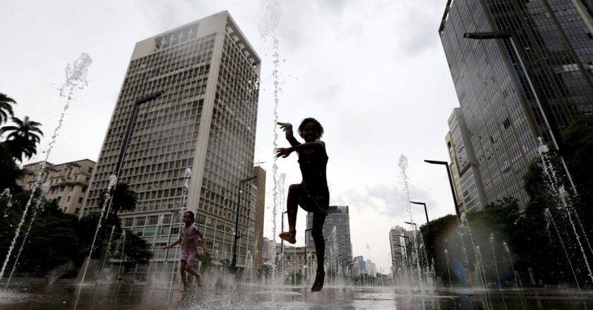 Inmet alerta sobre onda de calor que chega ao país nos próximos dias