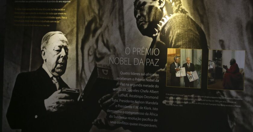 Exposição e seminário em São Paulo celebram legado de Nelson Mandela