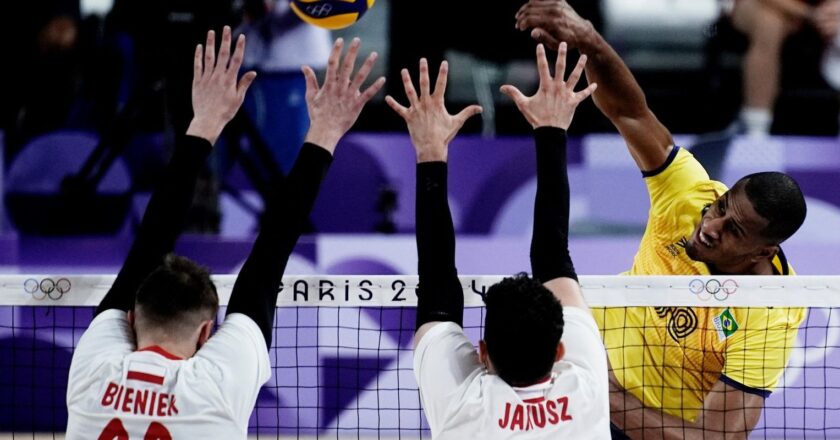 Vôlei: seleção masculina leva virada da Polônia, o 2º revés em Paris