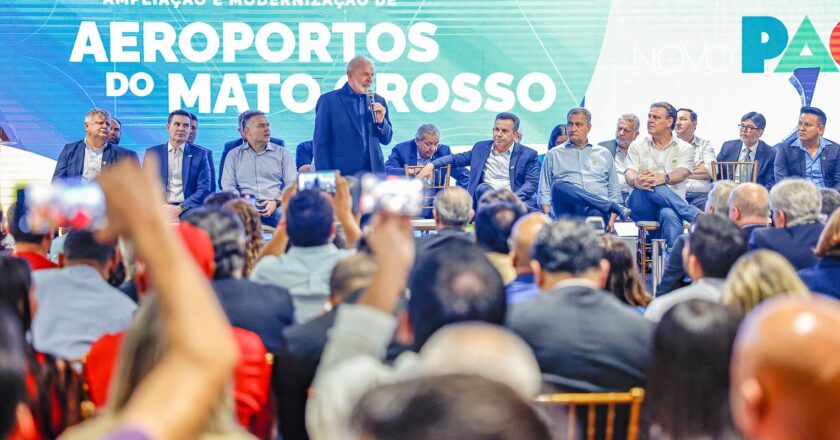 Lula entrega melhorias em aeroportos e casas populares em Mato Grosso