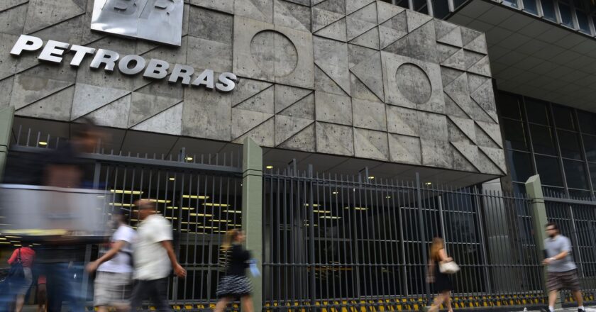 Petrobras confirma descoberta de gás em águas profundas na Colômbia