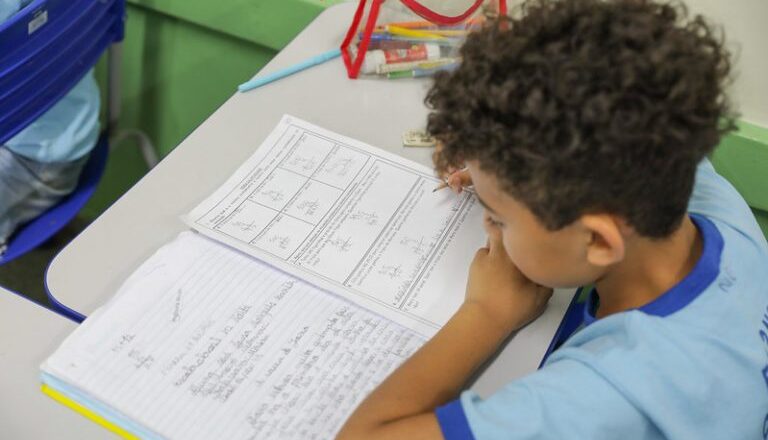 Audiência na Câmara avalia o Sistema Nacional de Educação – Notícias