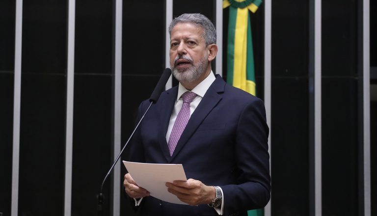 Câmara aprova projeto que altera a tabela do Imposto de Renda; acompanhe – Notícias