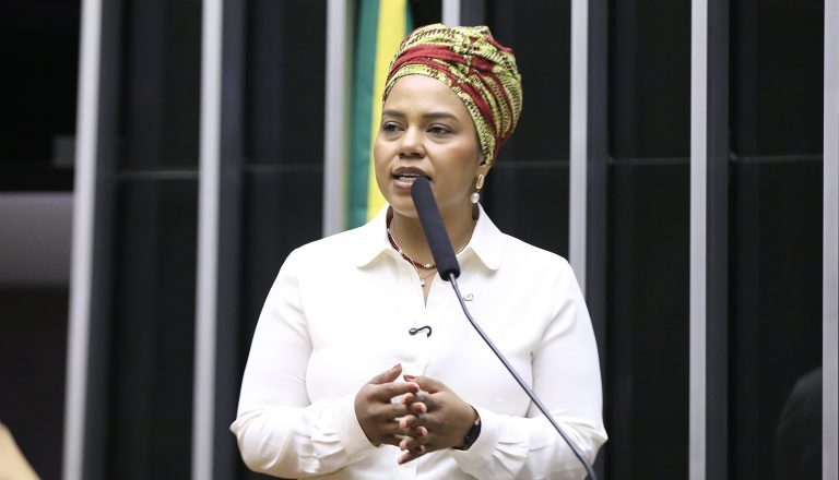 Centro de Estudos da Câmara debate situação das mulheres negras no Brasil – Notícias