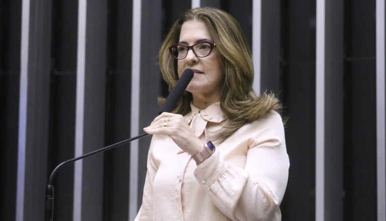 Comissão aprova aumento de licença por morte de familiar em caso de doação de órgãos – Notícias
