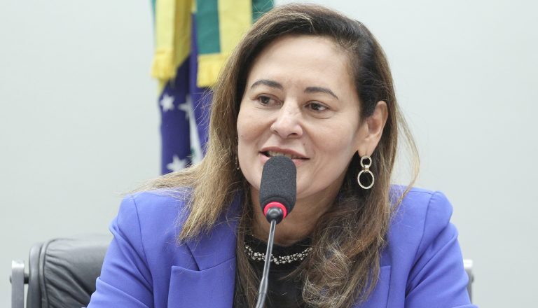 Comissão aprova dispensa de multa pela rescisão do contrato de aluguel para vítima de violência – Notícias