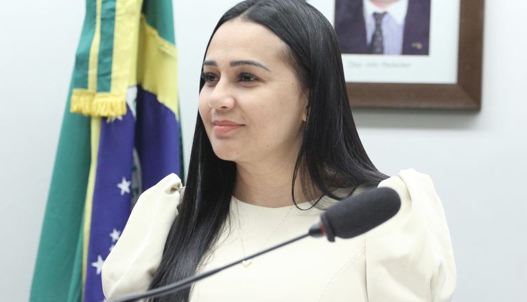 Comissão aprova gratuidade de passagem aérea nacional a pessoas com deficiência – Notícias