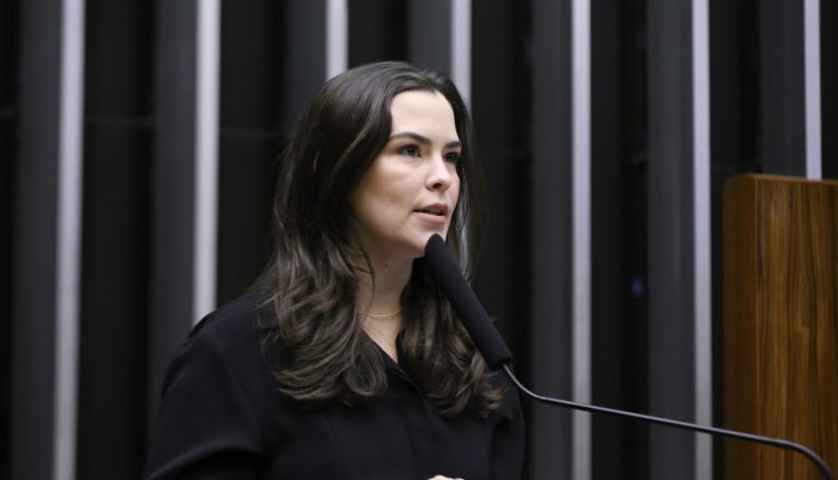 Comissão aprova proposta que define deveres dos integrantes dos conselhos da criança e do adolescente – Notícias
