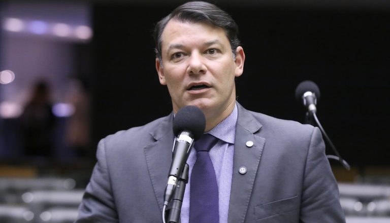 Comissão de Constituição e Justiça aprova proposta que dá prazo de validade a testamento de emergência – Notícias