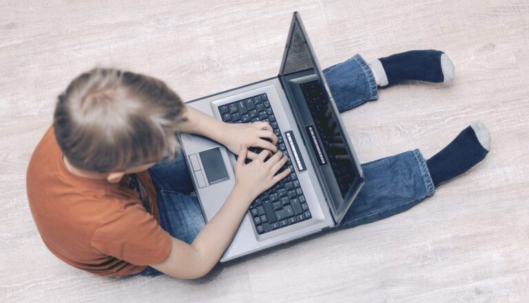 Comissão debate educação digital, controle parental e inclusão – Notícias