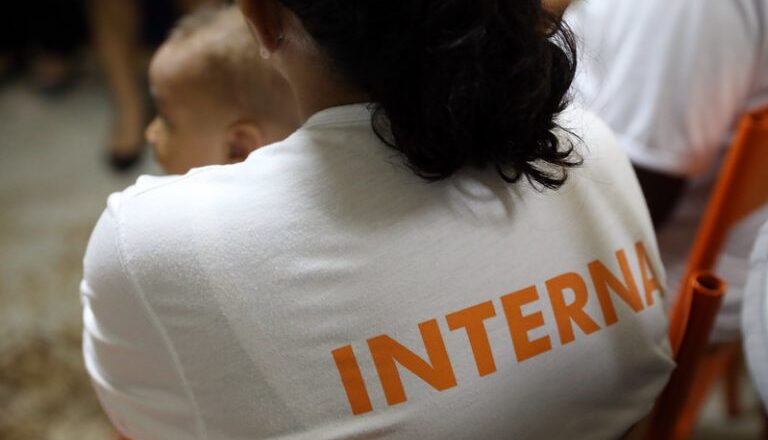 Comissão discute os exercícios da maternidade, políticas de cuidado e alternativas à privação de liberdade – Notícias