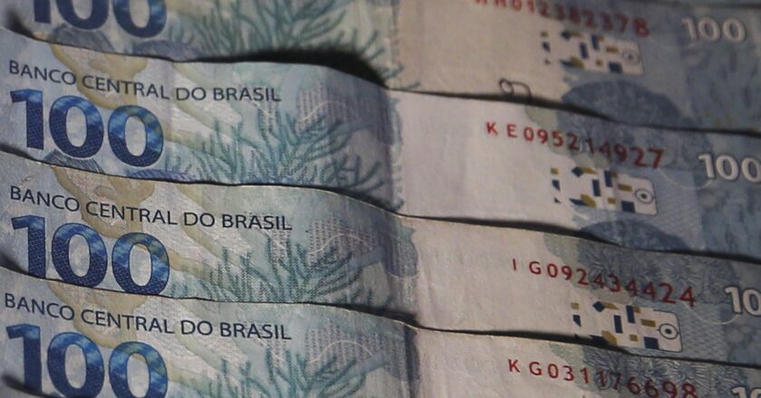 Entenda como fica o IOF após derrubada de decreto