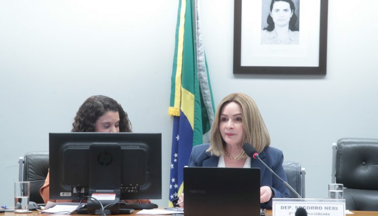 Entidades educacionais fazem sugestões para a gestão democrática do ensino – Notícias