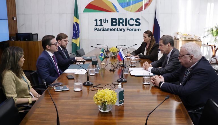 Fórum do BRICS: presidente da Câmara se reúne com delegações da Rússia e de Cuba – Notícias