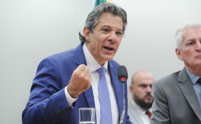 Ministro da Fazenda defende projeto do Imposto de Renda e tributação de títulos de investimento - Notícias
