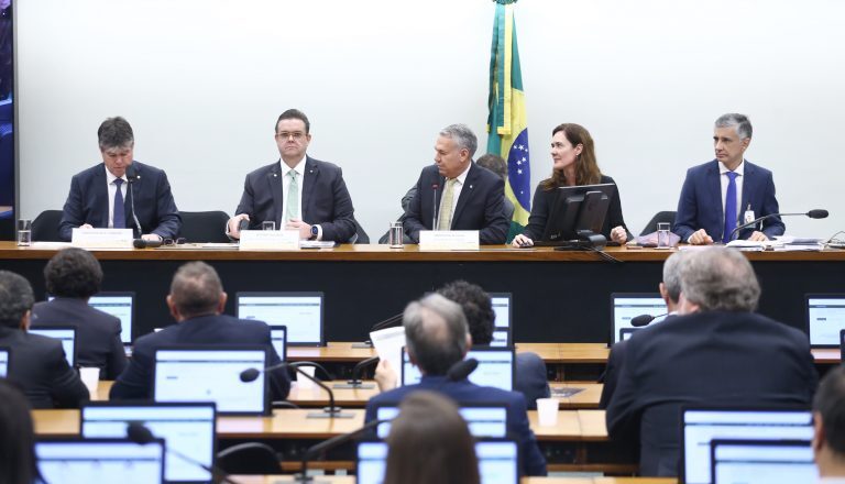 Ministro da Previdência garante que governo estancou fraude de desconto indevido no INSS – Notícias