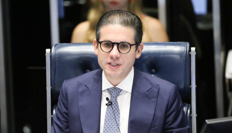 Motta afirma que o Plenário vai decidir sobre a perda de mandato da deputada Carla Zambelli – Notícias
