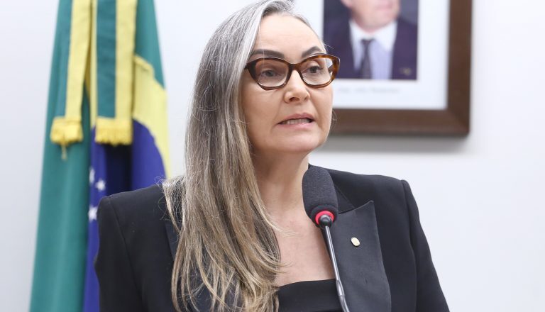 Projeto dobra benefício para compra de carro novo por pessoas com deficiência – Notícias