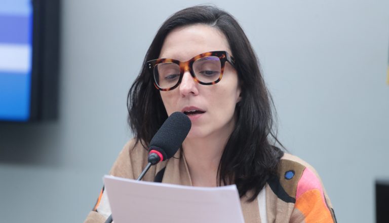 Comissão aprova escolas comunitárias e confessionais em programas do MEC – Notícias