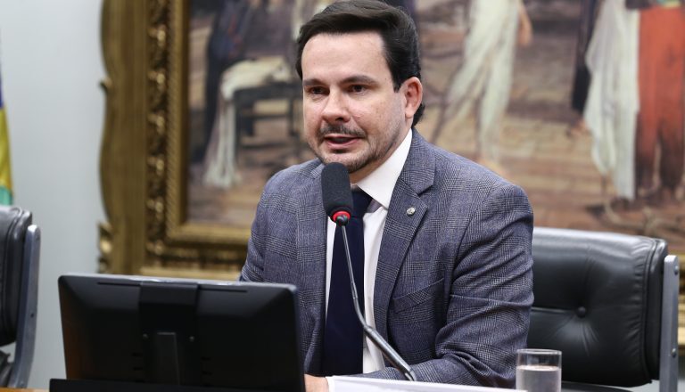Comissão aprova projeto que aumenta penas para crimes sexuais – Notícias