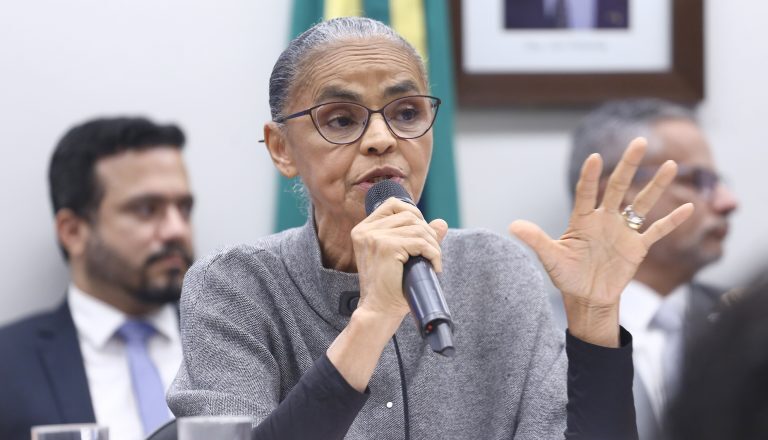 Marina Silva atribui aumento das queimadas a incêndios criminosos e seca extrema