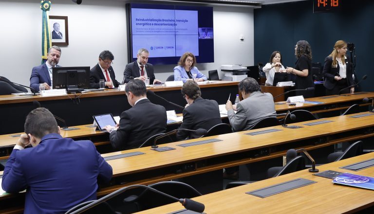 Meta de inflação de 3% ao ano é criticada em debate sobre taxa de juros – Notícias