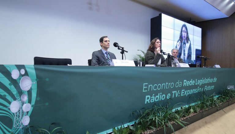 Seminário discute futuro das rádios legislativas e atrai cidades interessadas na implantação de emissoras – Notícias