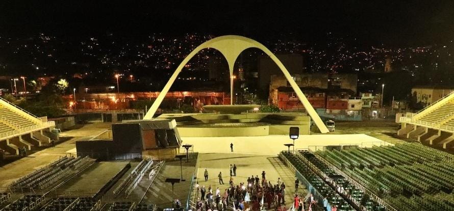 CET-Rio monta esquema especial de trânsito para evento no Sambódromo neste sábado