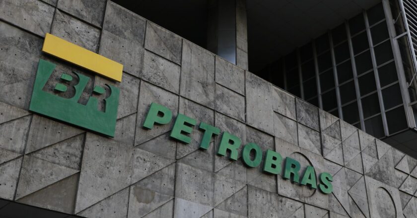 Dividendos pagos pela Petrobras no 1º semestre superam concorrentes