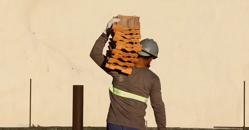 CNI: indústria da construção está empregando mais no país