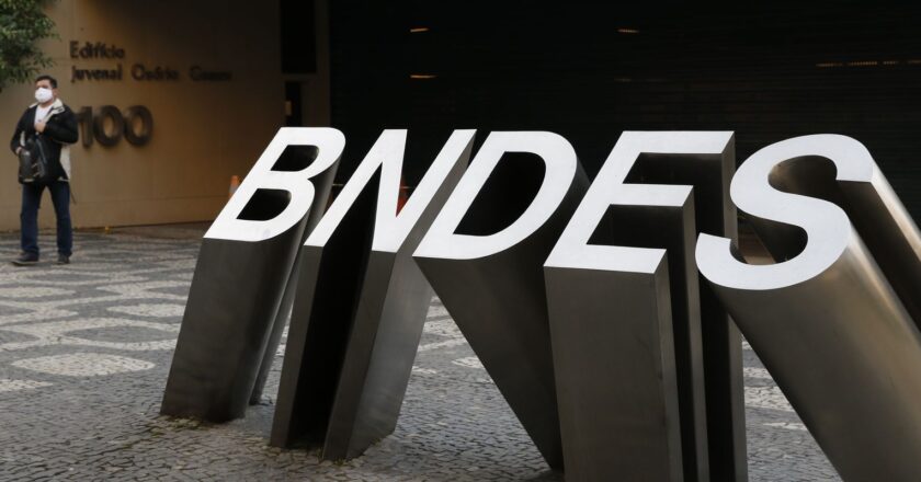 BNDES e Cepal assinam parceria para desenvolvimento de pesquisas