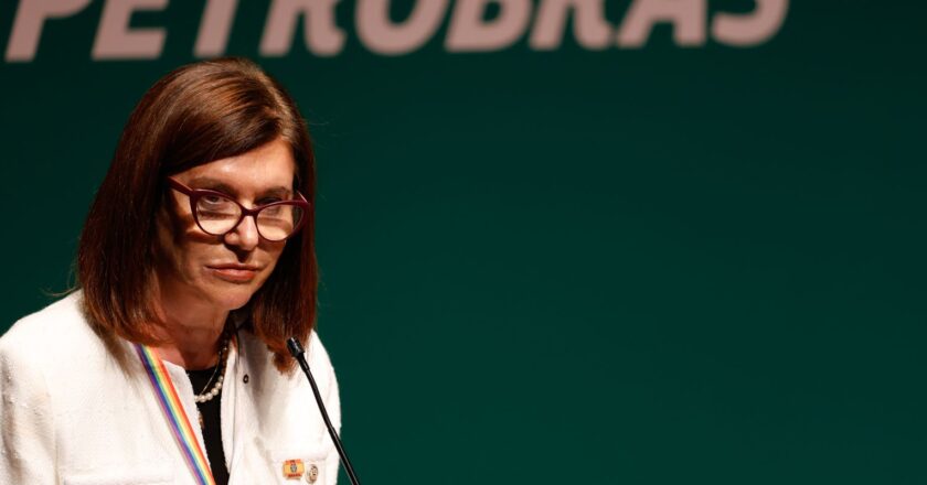 Em posse, Magda diz que petróleo vai financiar transição energética