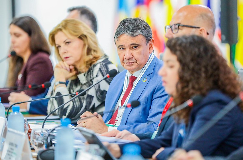 Brasil investe 12,4% do PIB em proteção social; média na AL e Caribe é de 4,4%