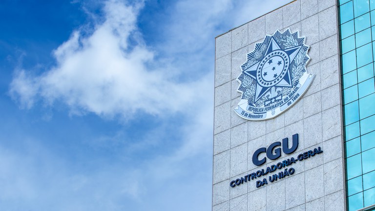 CGU instaura 40 processos por descontos indevidos de beneficiários do INSS