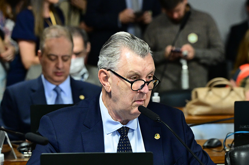 CI aprova redução de contas de luz e água em calamidades públicas