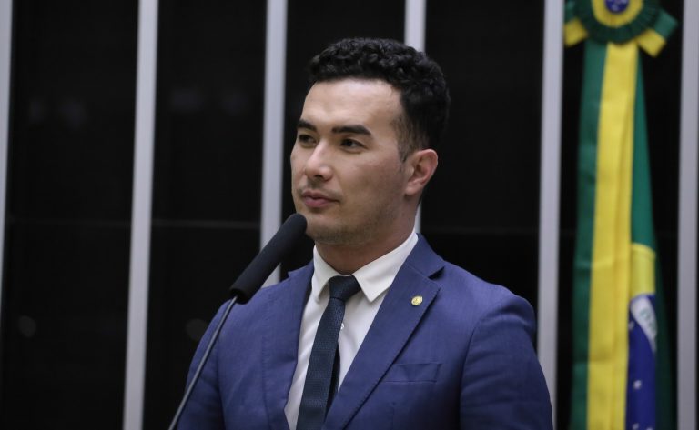 Discussão e votação de propostas legislativas. Dep. Pedro Aihara (PRD - MG)