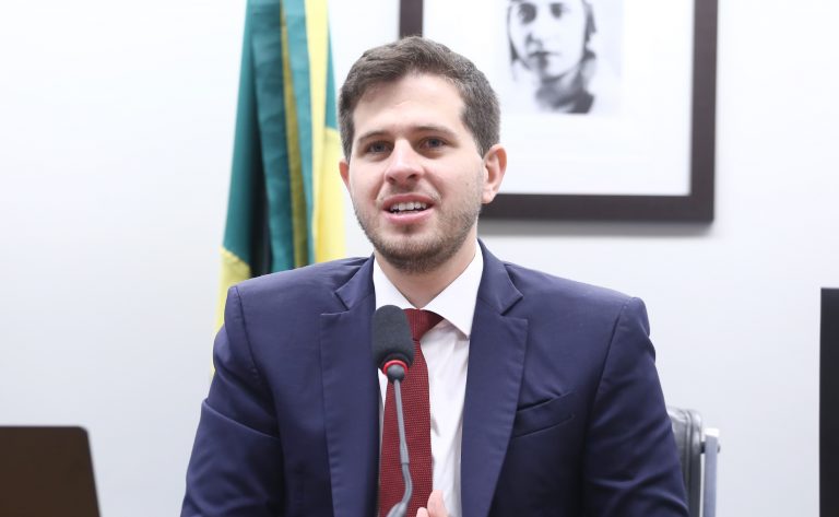 Cancelamento do registro numérico de telefone de inscritos no CadÚnico. Dep. Pedro Campos (PSB - PE)