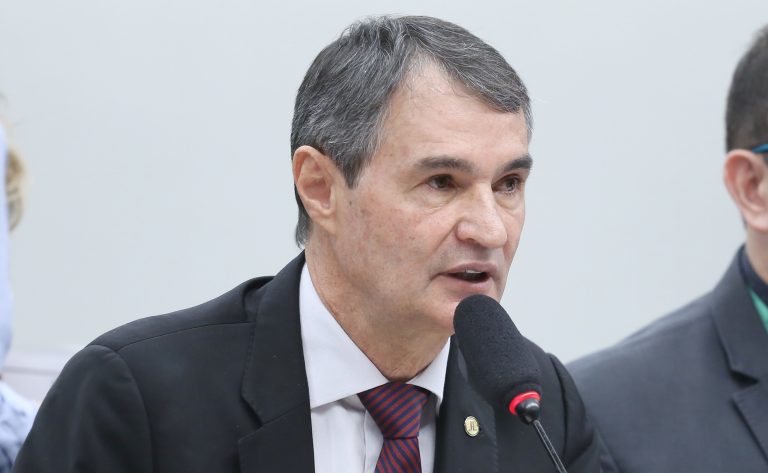 Discussão e Votação do parecer do Relator. Dep. Romero Rodrigues (PODE - PB)