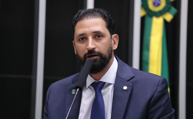 Discussão e Votação de Propostas Legislativas. Dep. Mauricio do Vôlei (PL-MG)