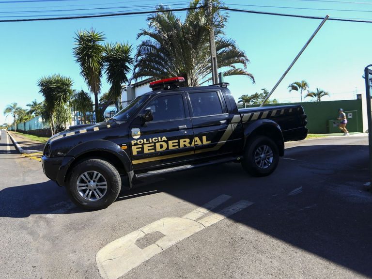Viatura da Polícia Federal