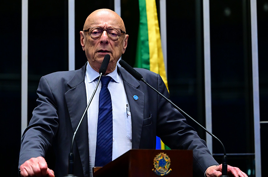 Em discurso, à tribuna, senador Esperidião Amin (PP-SC).