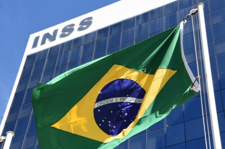Governo Federal já ressarciu dinheiro de descontos indevidos a 2,4 milhões de aposentados