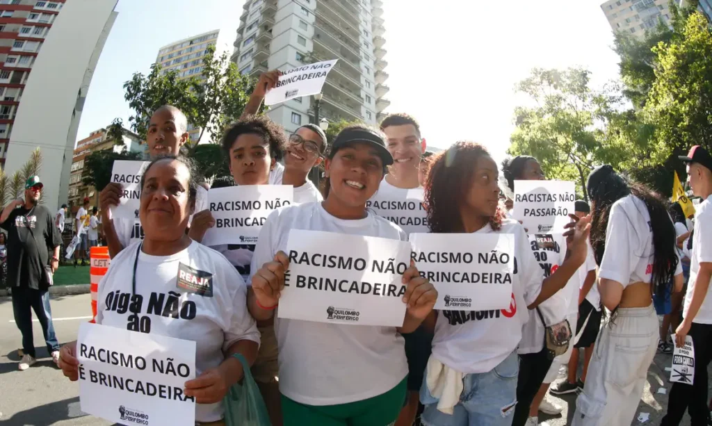 Governo busca propostas da sociedade sobre como enfrentar racismo nas plataformas digitais