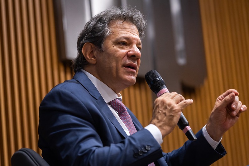 Haddad anuncia que Receita Federal terá delegacia contra crime organizado