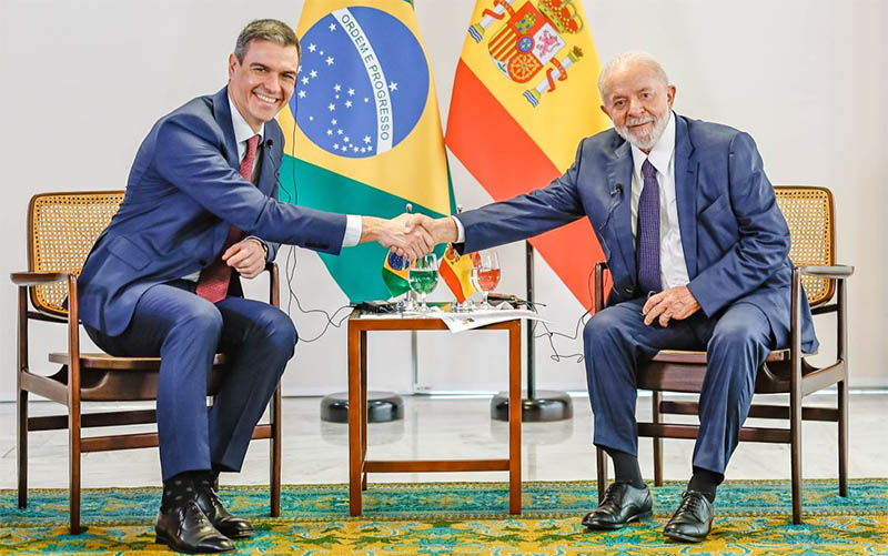 Lula conversa por telefone com Pedro Sánchez, presidente de governo da Espanha