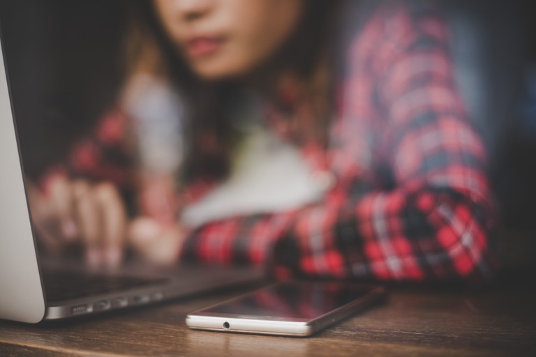 Mais de 70% dos brasileiros se informam sobre ciência e tecnologia pelas plataformas digitais