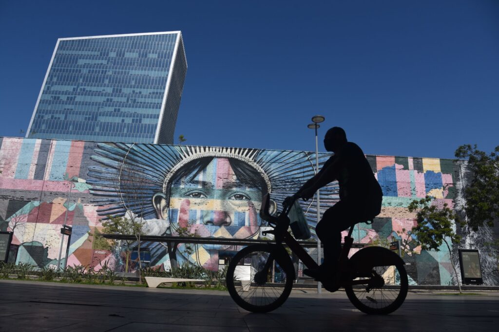 Prefeitura assina termo de cooperação para impulsionar 9,5 km de ciclovias no Porto Maravilha