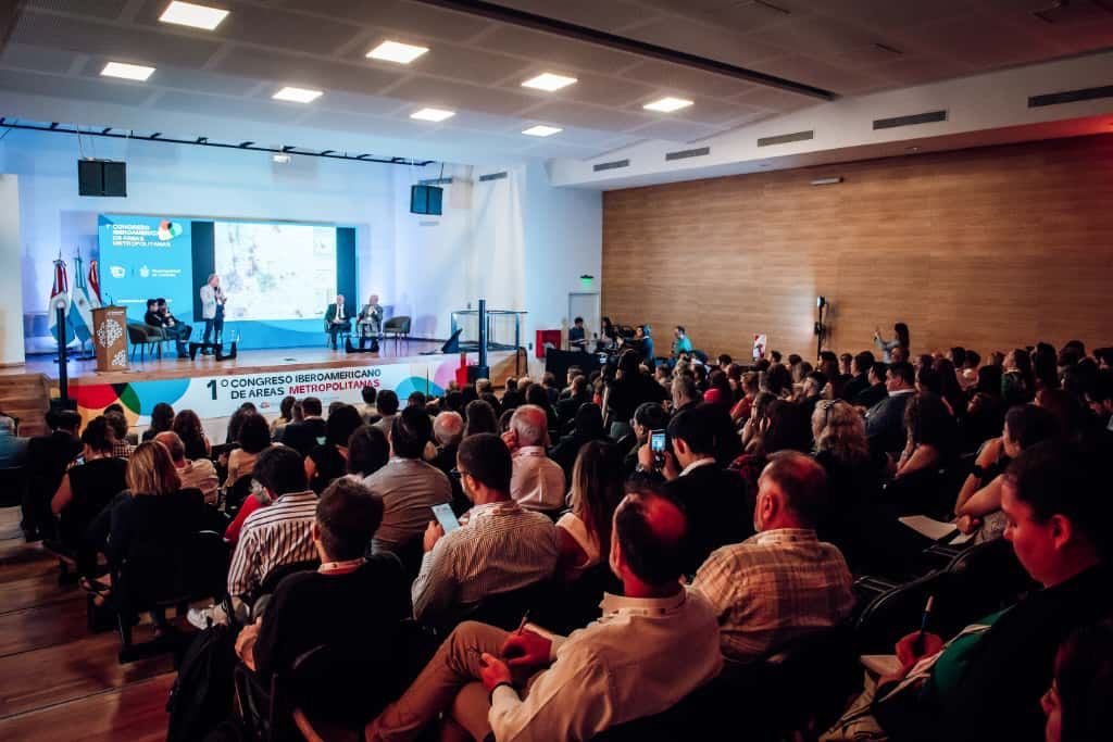 Prefeitura participa do 2º Congresso Ibero-Americano de Regiões Metropolitanas em Curitiba
