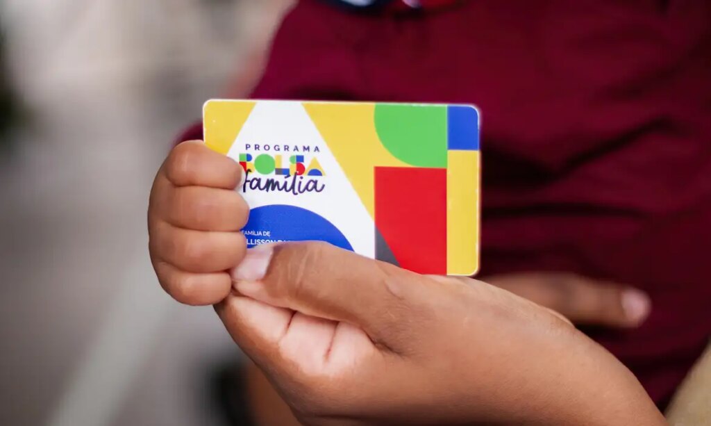 Projeto abre crédito no Orçamento de 2025 para pagamento de benefícios previdenciários e do Bolsa Família - Notícias